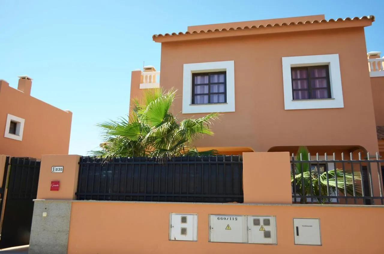 Vacacionales Granados Villa Corralejo Spagna